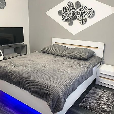 Зручні Апартаменти Подобово! Центр. Руська. 3 Кімн. Ternopil Extérieur photo